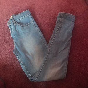 Levi’s light wash Skinny Jeans